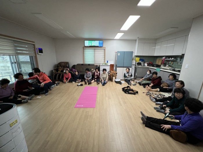 2025.03 경로당 봉사 사진